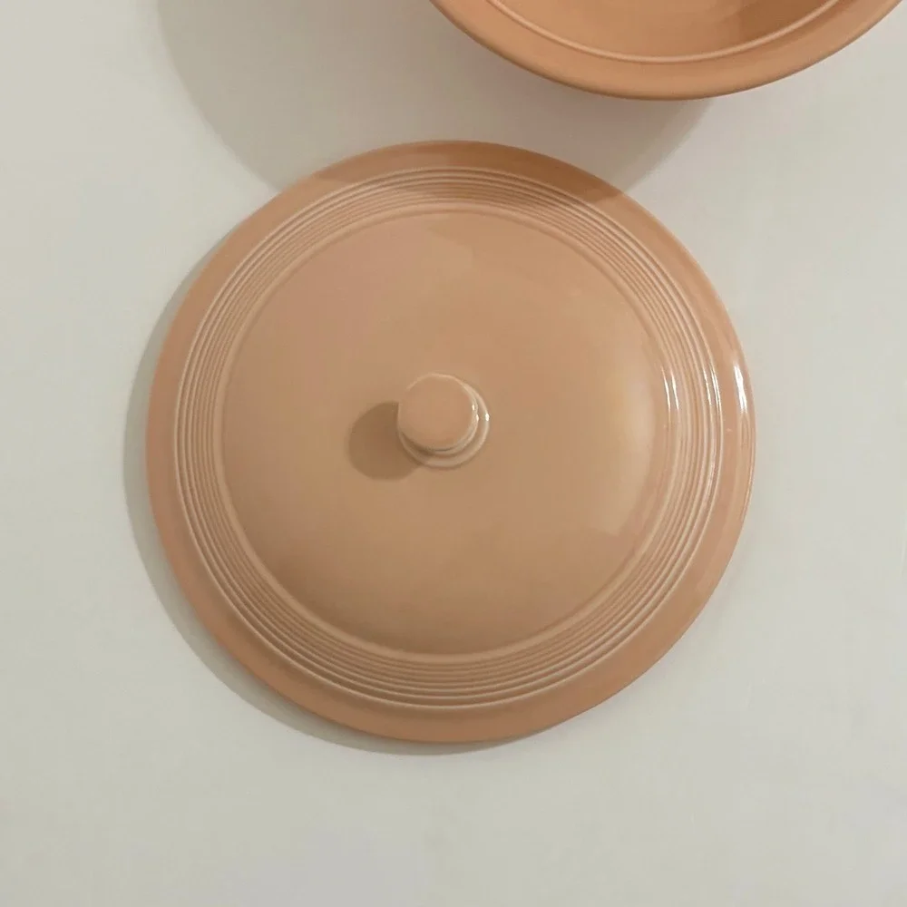 Vintage‎ FIESTA Apricot Covered Lidded Casserole Homer Laughlin Ceramic Made USA